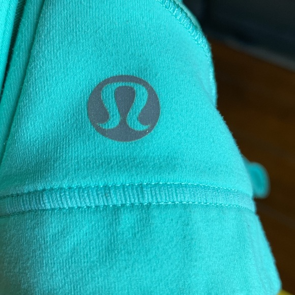 Vintage LULULEMON Underwire Bra Mint Colour 36C - Picture 3 of 8